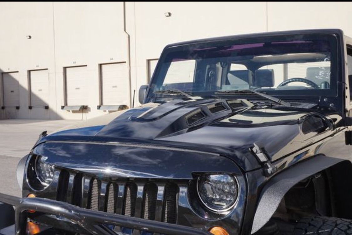 JEEP WRANGLER HOOD AVENGER DV8