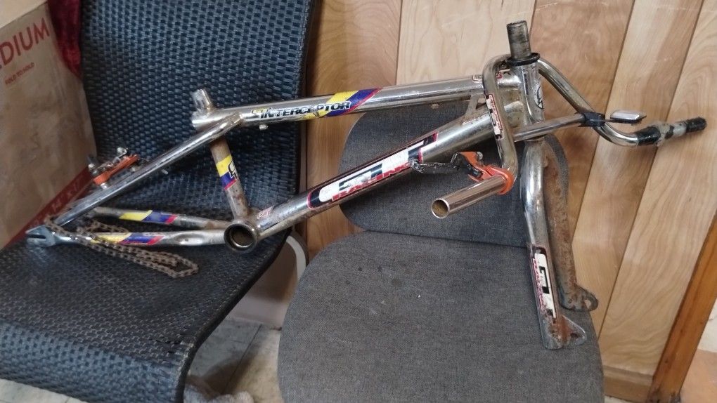 20" GT Interceptor Frame Set Mid School