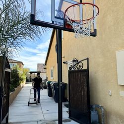 Basketball hoop