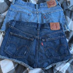 Levi Shorts Pair