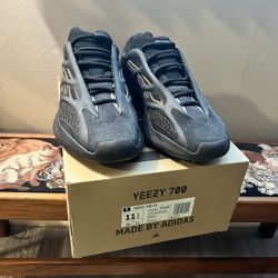 Yeezy 700 V3 ‘Clay Brown’