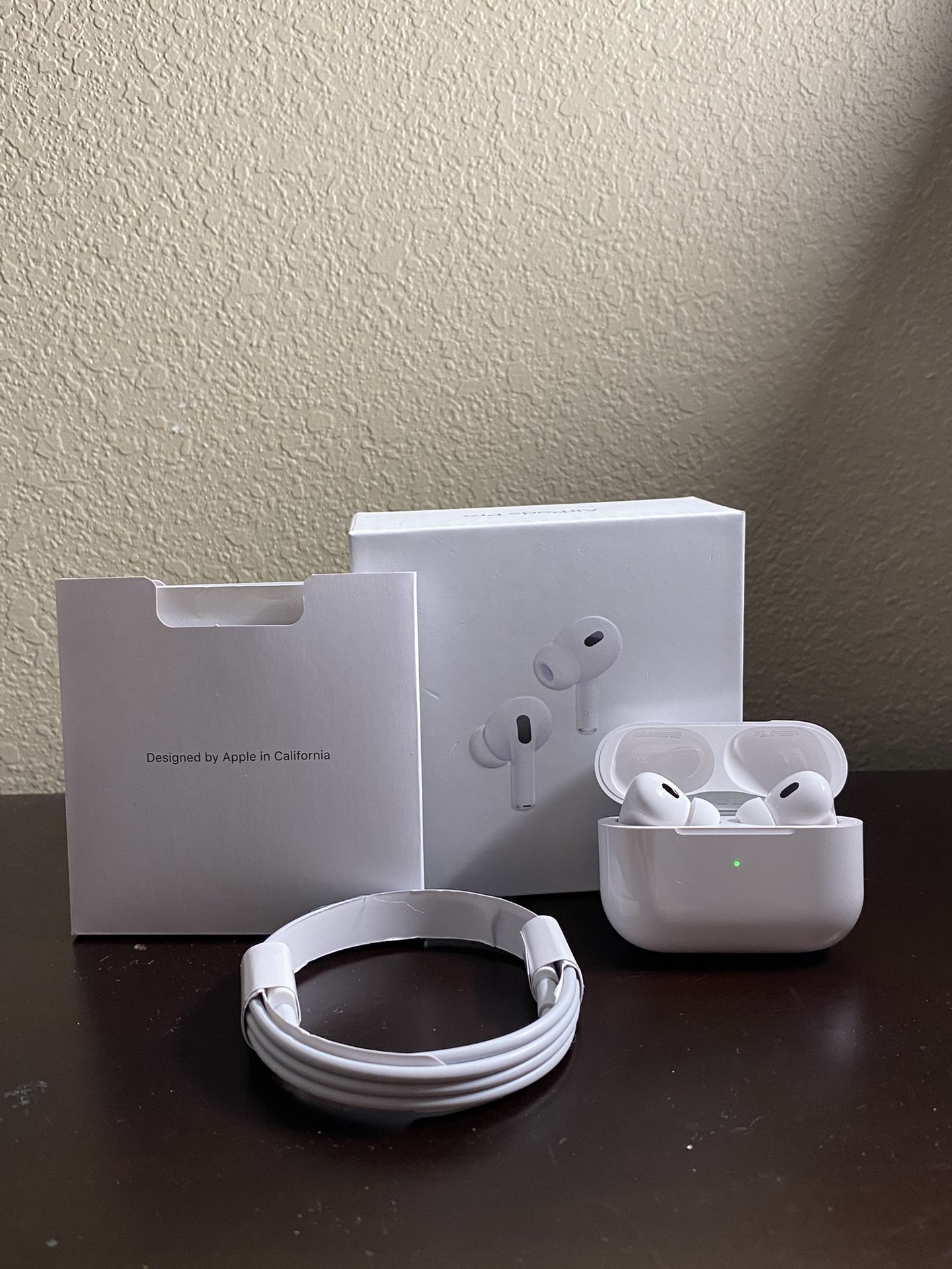  AirPods Pro 2nd Generation With MagSafe Charging Case