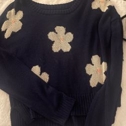Sweater Size L