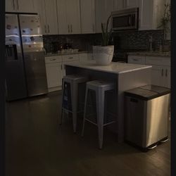 Kitchen Island With Storage