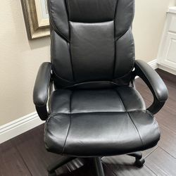 Leather Executive Office Chair 