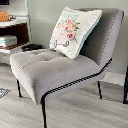 Accent chair