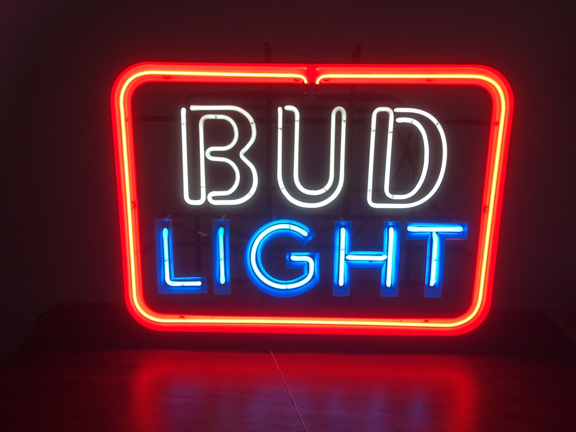 Bud light beer neon sign light bar