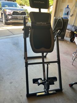 INNOVO Heavy Duty Inversion Table