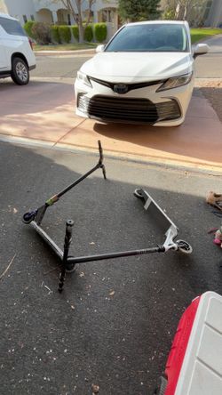 2 Pro Scooters