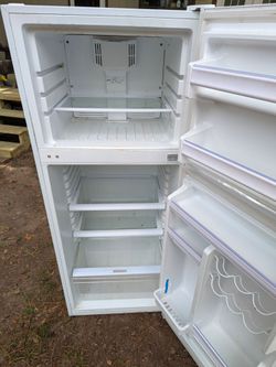 Haier 10.1 Cu ft Refrigerator