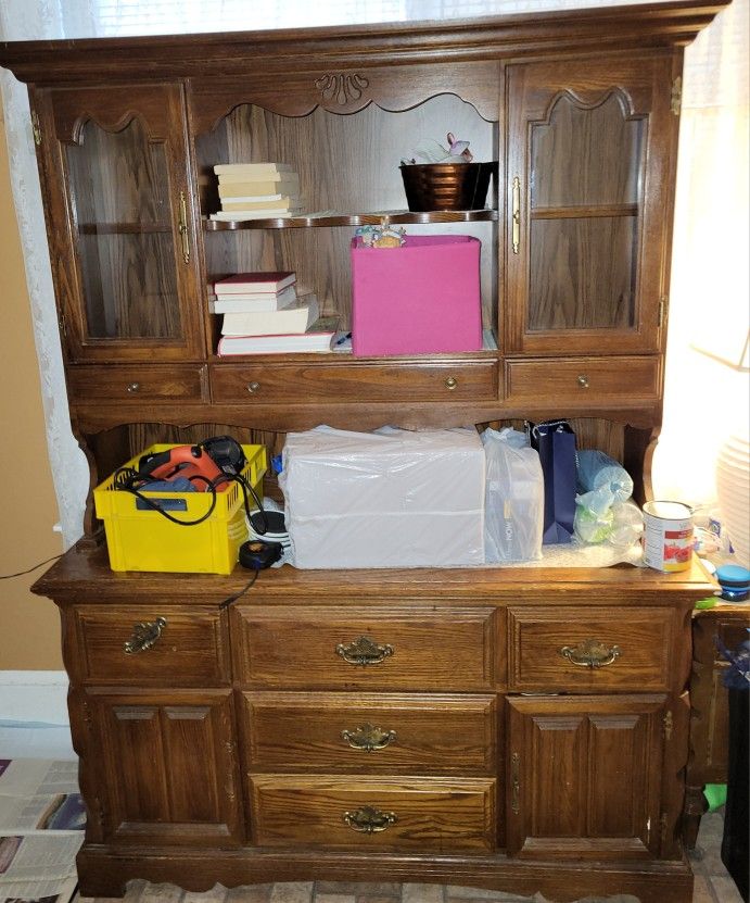 China Cabinet/Bureau With Hutch