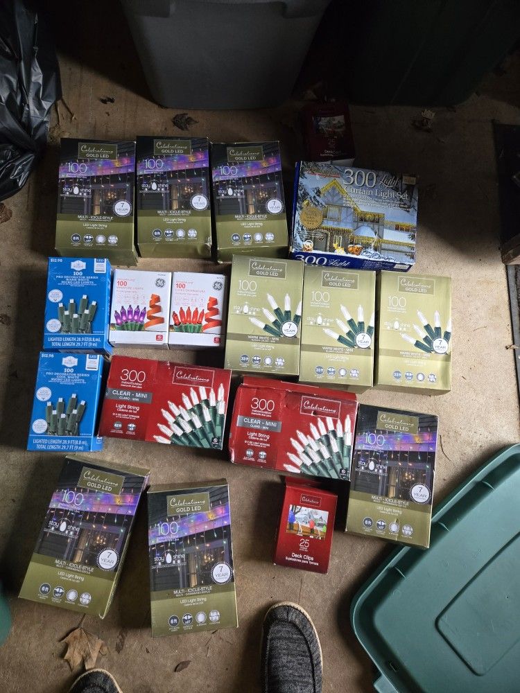 75 Boxs Of Lights