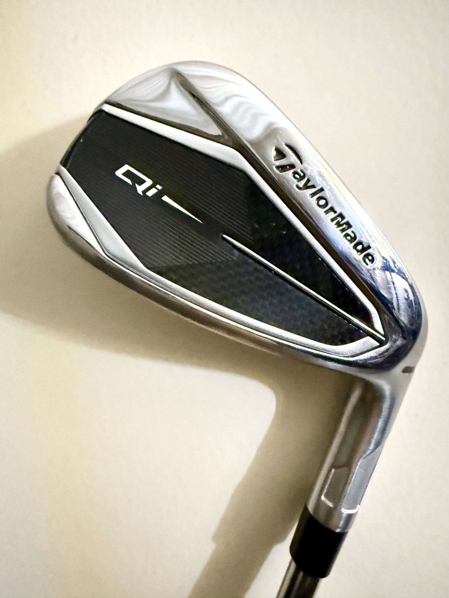TaylorMade Qi Irons (4 - PW) $500 