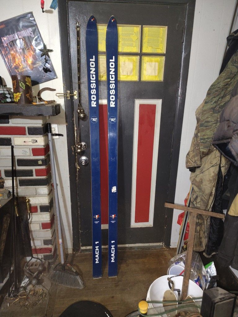 Skis For Sale