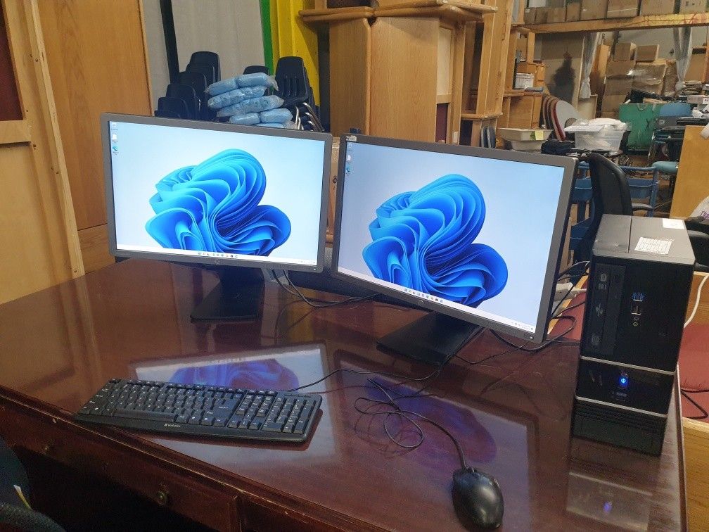 Duo (2) MONITORS SET WITH STAND AND CABLES FOR $100