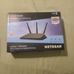 NETGEAR NIGHTHAWK R7000-100NAS AC1900 SMART WIFI ROUTER OPEN BOX LIKE NEW !
