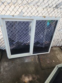 Ventana muy Buenas Condiciones 46x39 doble Vidrio
