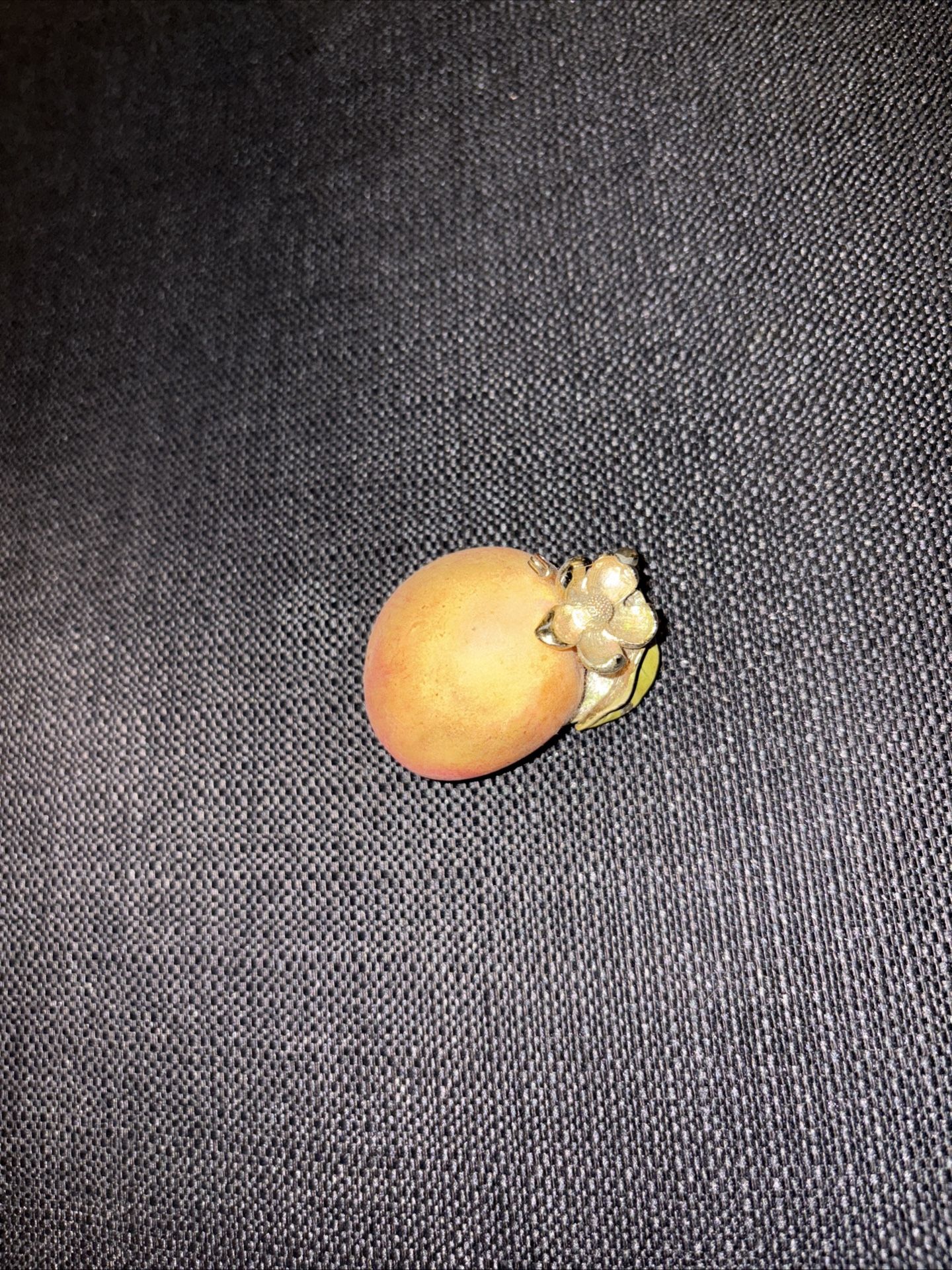 Vintage peach brooch