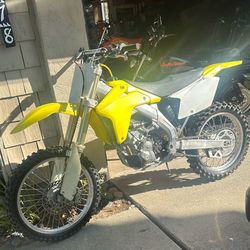 2005 Suzuki RMZ 450