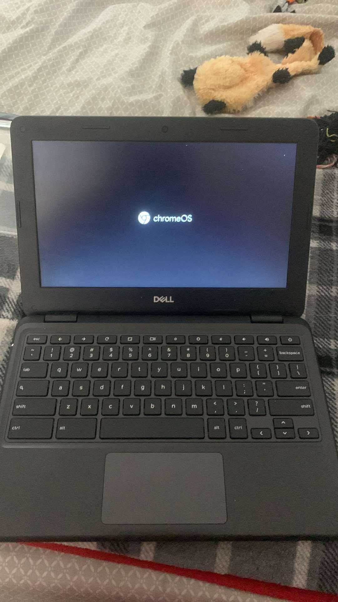 Chromebook Laptop (locked)