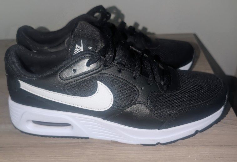 Nike
Air Max SC Shoe - Men's Size 9