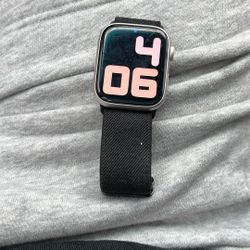 Apple Watch Series 8