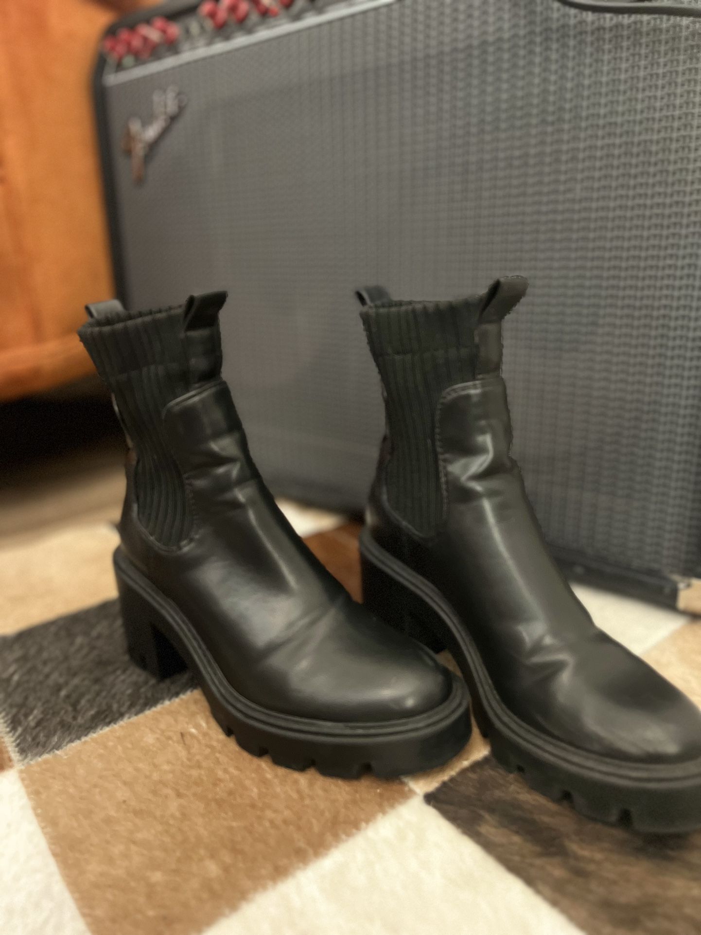 Black Ankle Boots Size 5.5