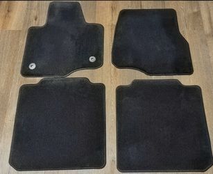 Ford Expedition/F-150 OEM Floor Mats