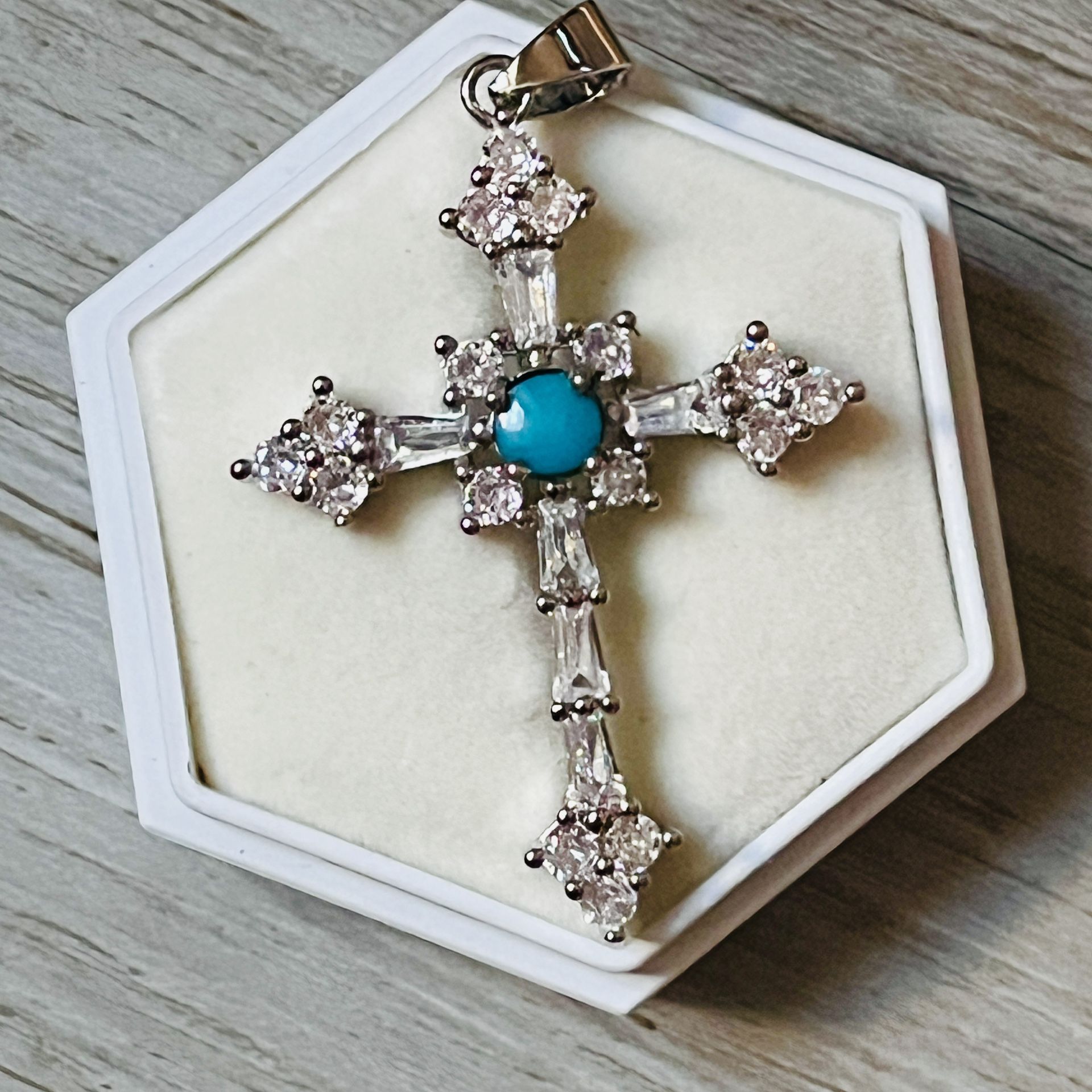 Handmade Turquoise Cross Pendant Necklace 925sterling Silver Cross Deco Diamond Halo 