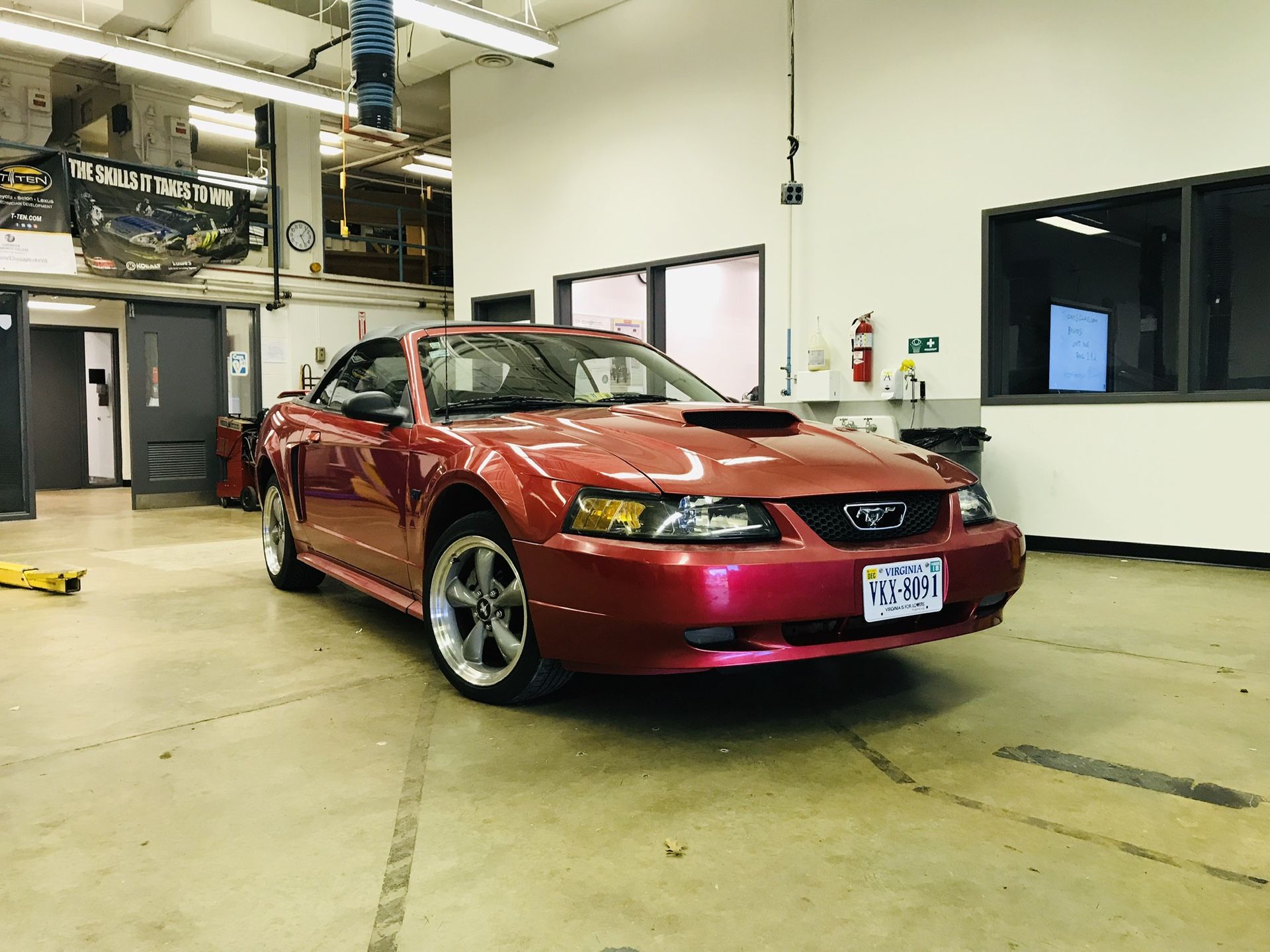 2001 Ford Mustang