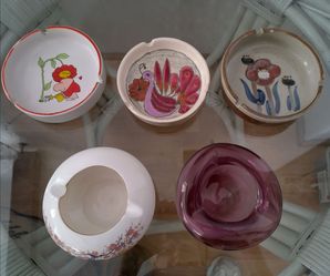 Set Of 5 VTG Ashtrays
