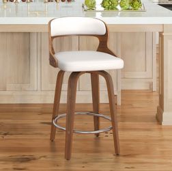 2 bar stools. New.