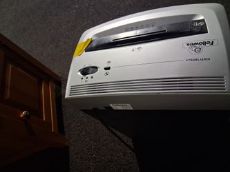 Fellowes Printer