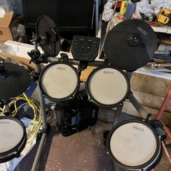 Simmons Electric Drum Set With Amp And Drum Stick