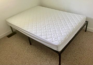 Full Size Bedframe w/ Mattress