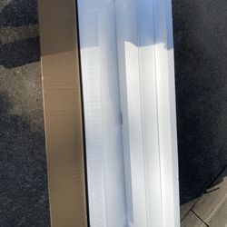 Canchic Led Floating Shelf.