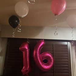 Free Balloons And Decor