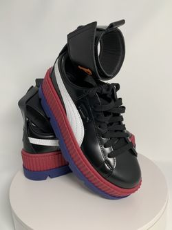 Puma Fenty BRAND NEW sneakers 8.5 US size