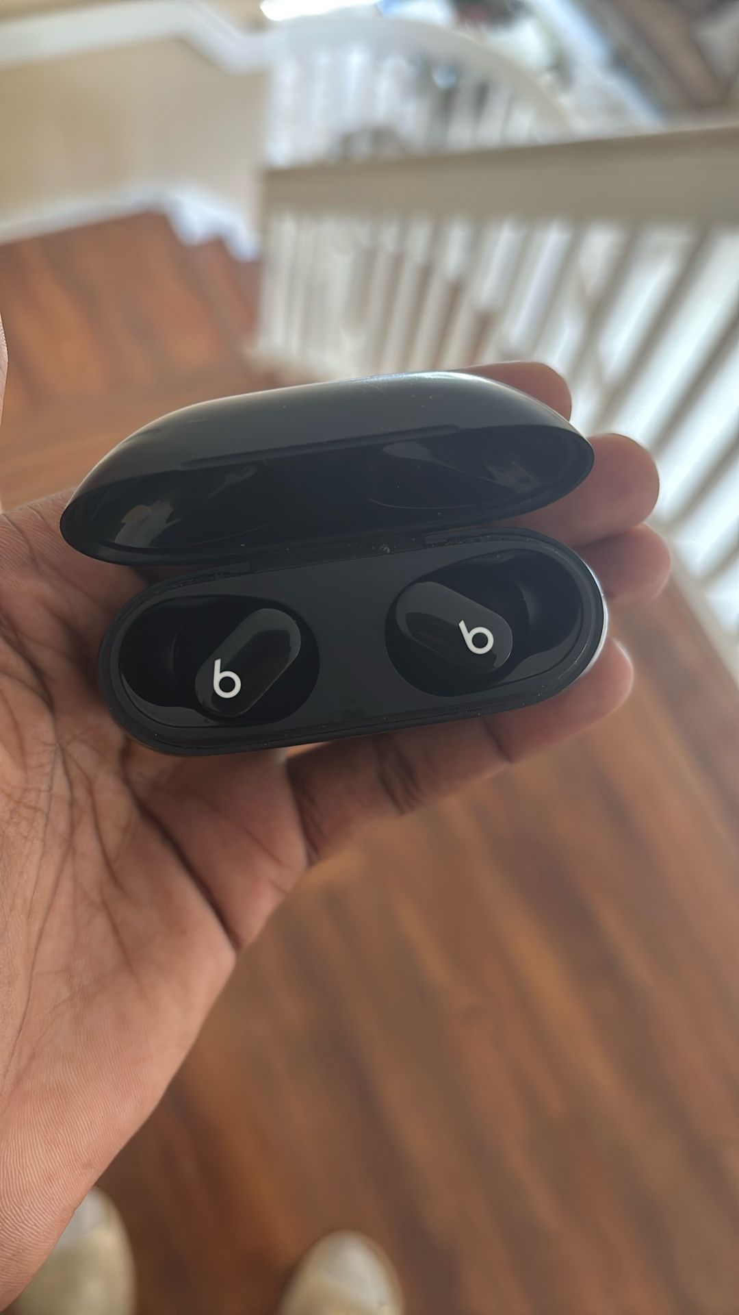 Beats Studio Buds