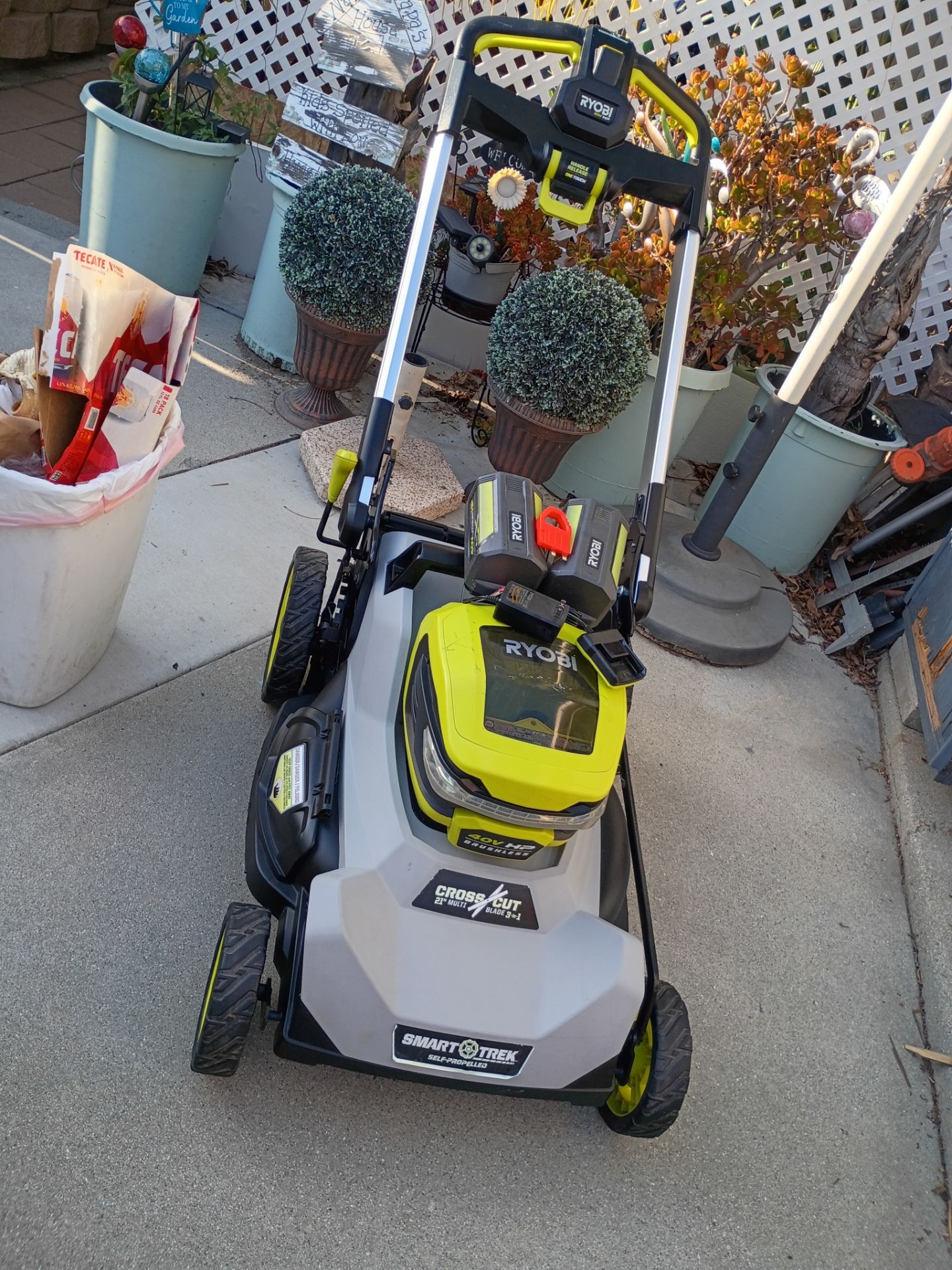 RYOBI BRUSHLESS LAWN MOWER