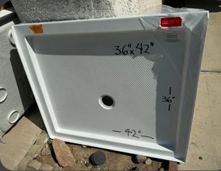 36" x 42" SHOWER 🚿 BASE NEW