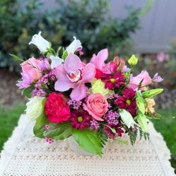 Beautiful Fresh Flowers For Birthday Valentine's Day 