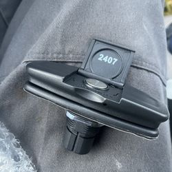 Leer Canopy Twist Handle With Keys