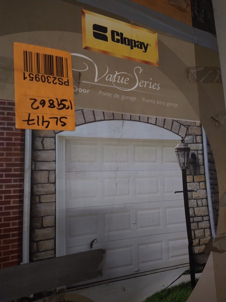 Clopay Value Series Garage Door 9'x7'