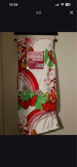 Strawberry shortcake cake blanket