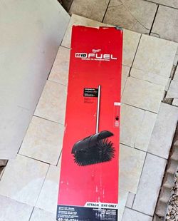 Milwaukee QUIK-LOK  Bristle Brush Attachment