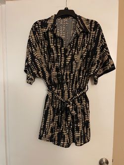 Black and Tan Print Romper Size Small