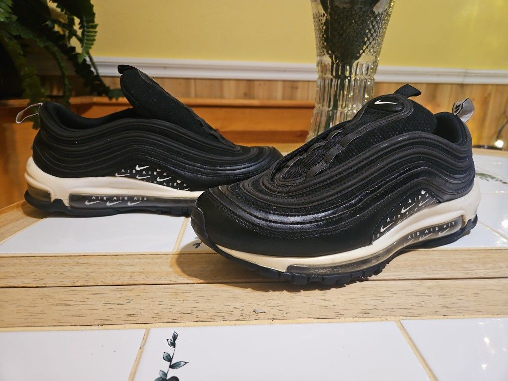 2018 Womens Air Max 97' Lux Black Size 9.5
Wmns Air Max 97 Lux 'Black
Wmns Air Max 97 Lux 'Black2018
Wmns Air Max 97 Lux 'Black