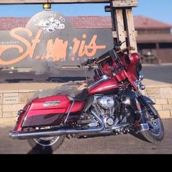 2012 HARLEY DAVIDSON FLHTK