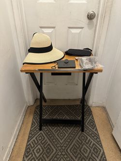 Hats/Wallets/Small Belt And Hooks $5 EACH